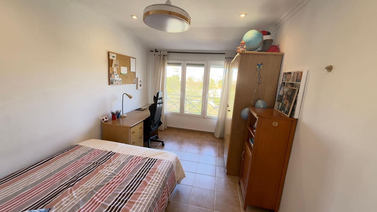 4 soveværelse Penthouse til leje i Alicante by med swimmingpool garage - € 2.000 (Ref: 9849508)