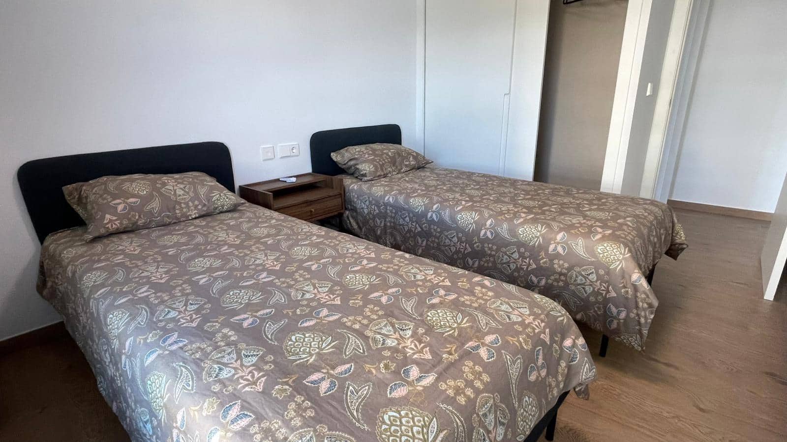 2 bedroom Apartment for rent in La Villajoyosa / Vila Joiosa with pool garage - € 2,000 (Ref: 9851882)
