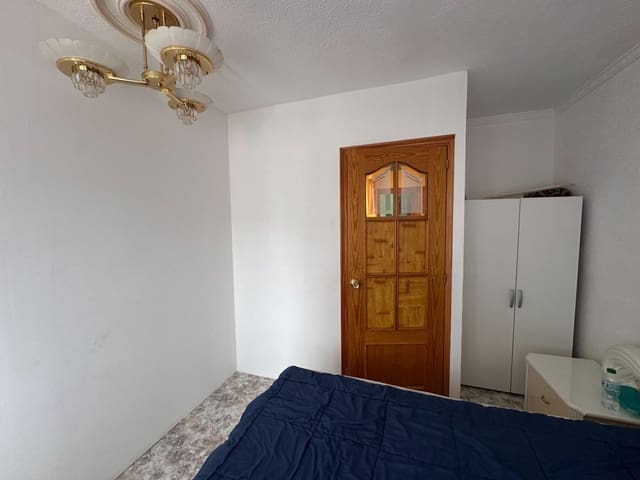 3 Zimmer Apartment zu verkaufen in Juan XXIII, Alicante / Alacant Stadt - 77.000 € (Ref: 9855565)