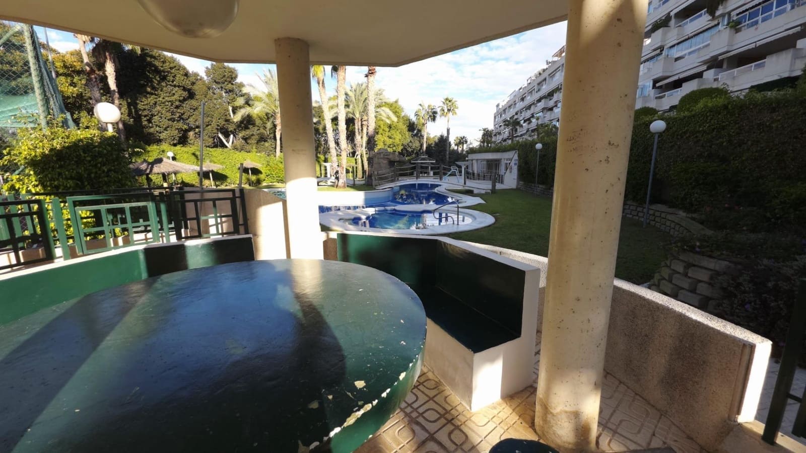 2 soveværelse Lejlighed til salg i Playa de San Juan med swimmingpool garage - € 430.000 (Ref: 9855566)