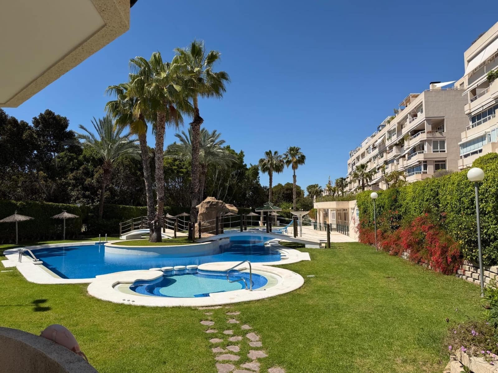 2 soveværelse Lejlighed til salg i Playa de San Juan med swimmingpool garage - € 430.000 (Ref: 9855566)