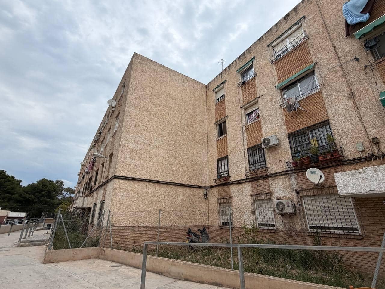 2 Zimmer Apartment zu verkaufen in Alicante / Alacant Stadt - 59.000 € (Ref: 9855569)