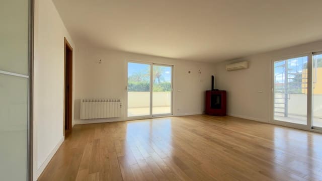 4 slaapkamer Rijtjeshuis te koop in Albir, Alfaz del Pi / L'Alfàs del Pi met zwembad - € 900.000 (Ref: 9855570)