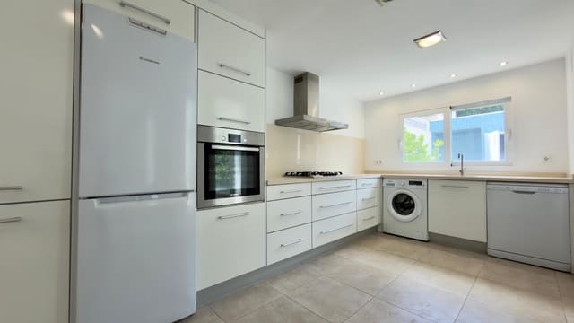 4 slaapkamer Rijtjeshuis te koop in Albir, Alfaz del Pi / L'Alfàs del Pi met zwembad - € 900.000 (Ref: 9855570)