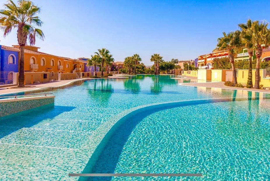 2 chambre Appartement à vendre à Cumbre del Sol avec piscine - 265 000 € (Ref: 9855571)