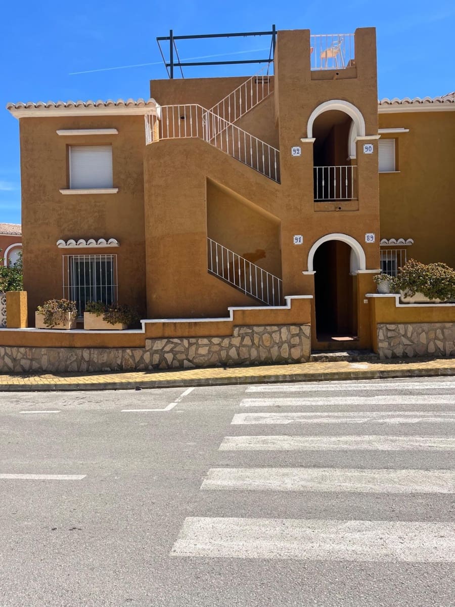 2 chambre Appartement à vendre à Cumbre del Sol avec piscine - 265 000 € (Ref: 9855571)