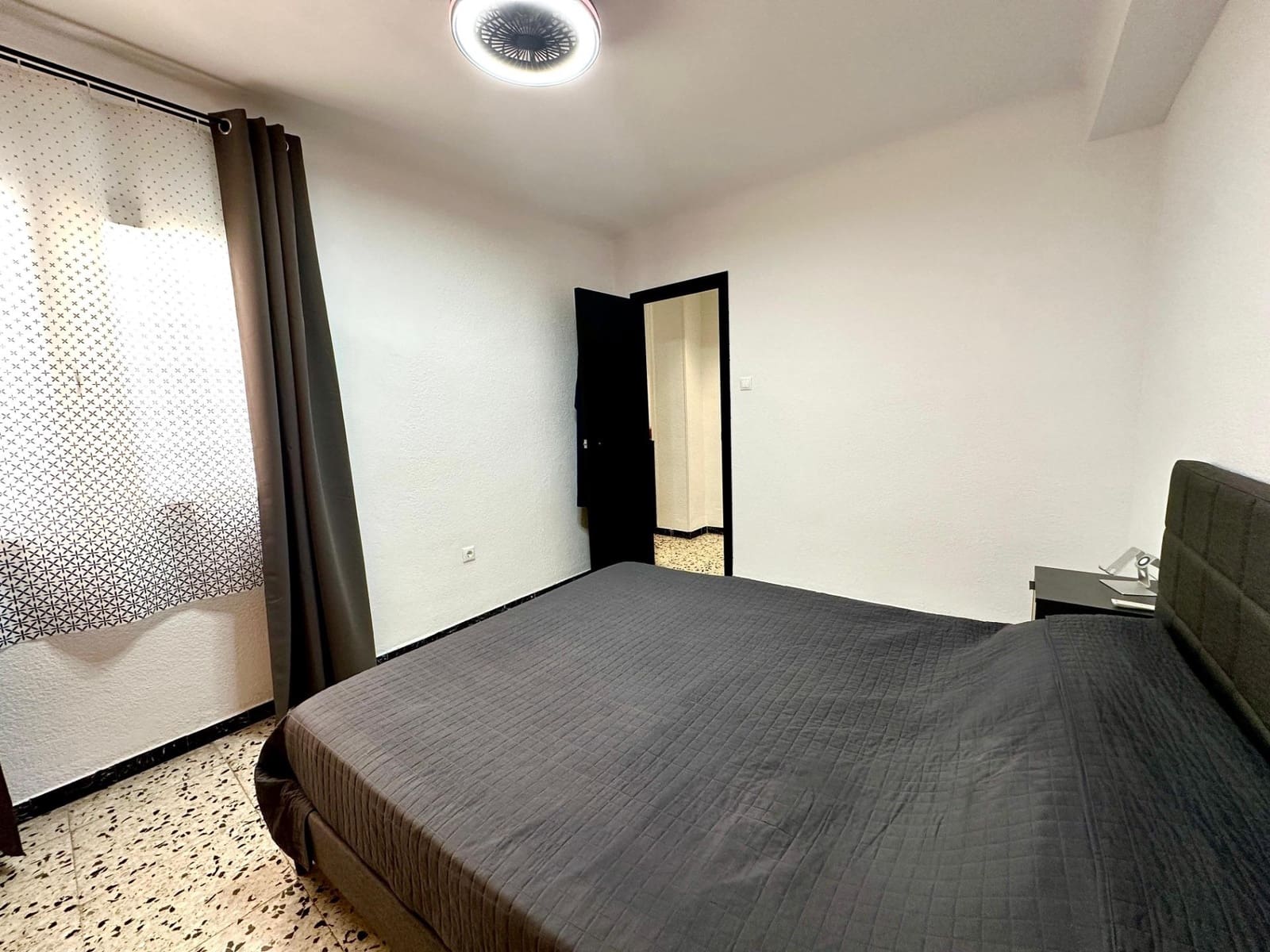 5 soverom Leilighet til salgs i Alicante by - € 189 000 (Ref: 9860210)