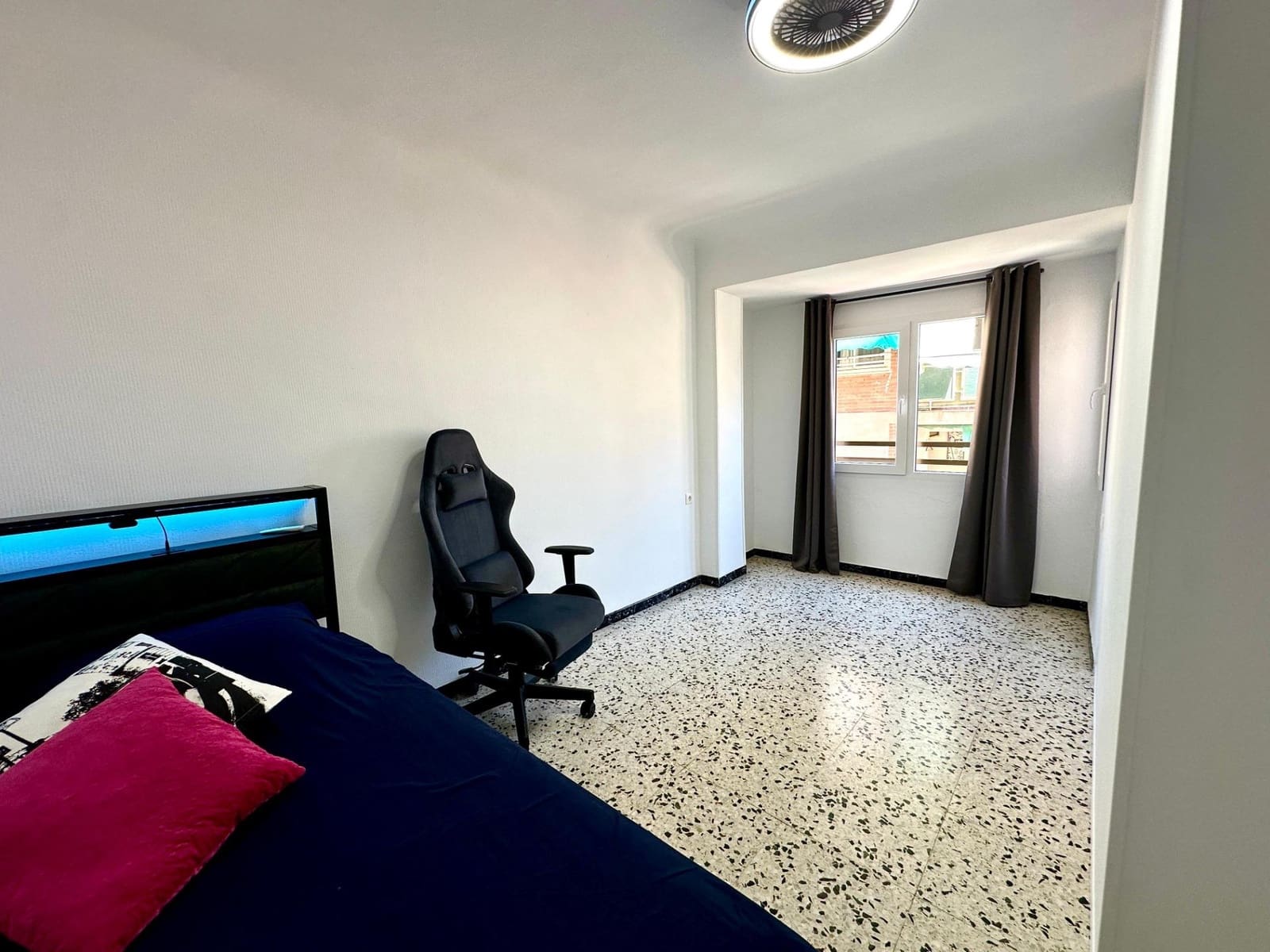 5 bedroom Apartment for sale in Alicante / Alacant city - € 184,900 (Ref: 9860210)