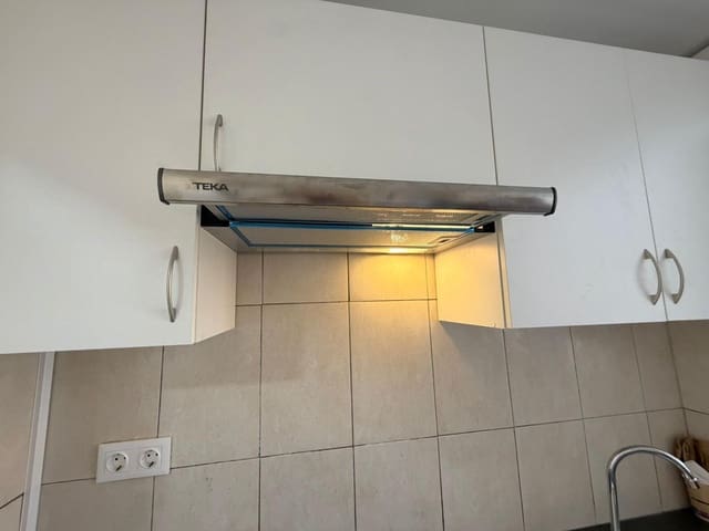 2 soveværelse Lejlighed til leje i Virgen del Remedio - Parque lo Morant, Alicante by - € 900 (Ref: 9865306)