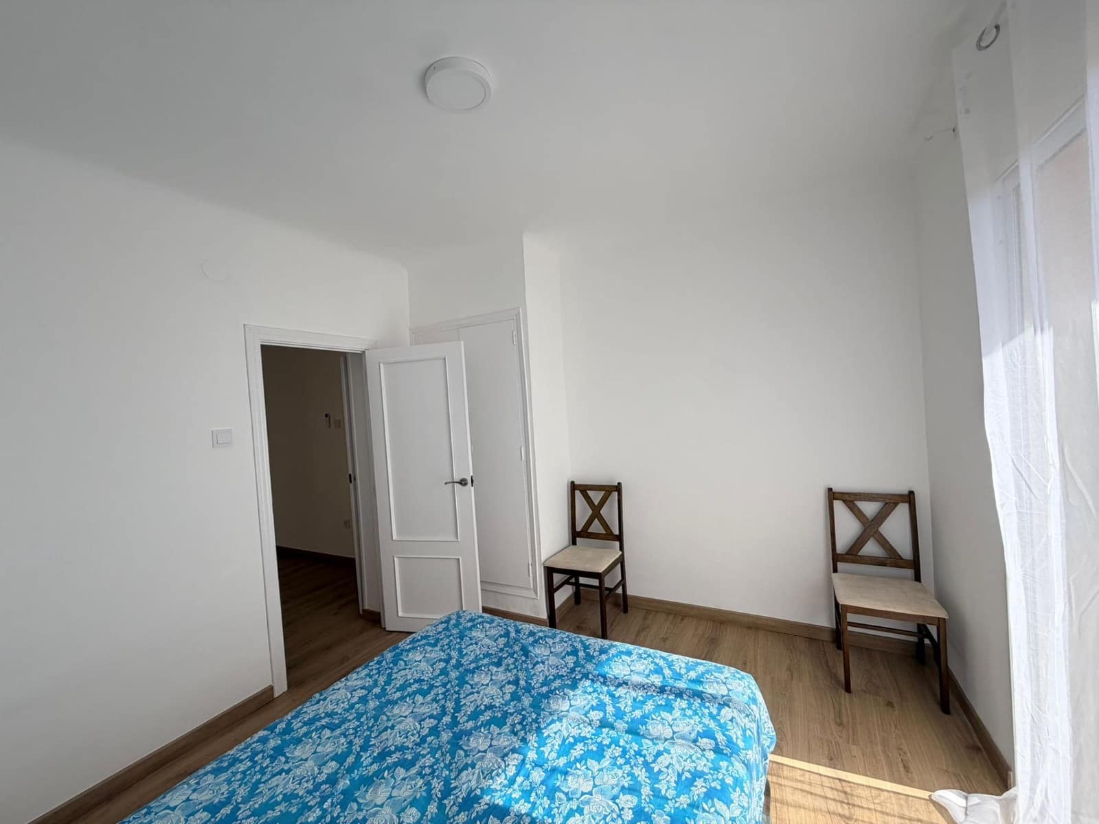 2 soveværelse Lejlighed til leje i Alicante by - € 900 (Ref: 9865306)