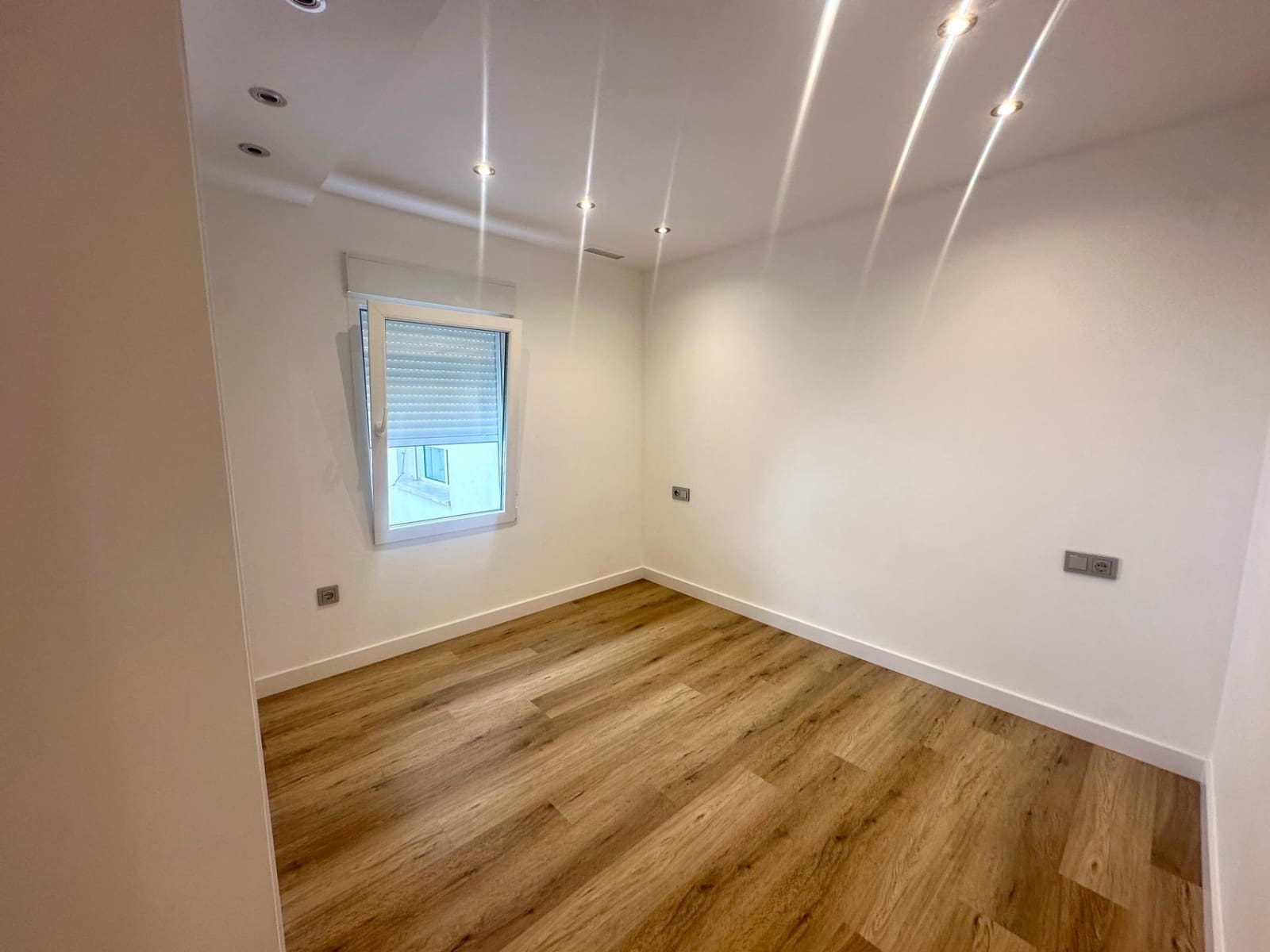 3 slaapkamer Appartement te koop in Alicante stad met garage - € 495.000 (Ref: 9873659)