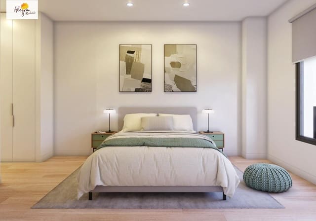 3 soveværelse Lejlighed til salg i Benicalap, Valencia by - € 370.000 (Ref: 9873660)