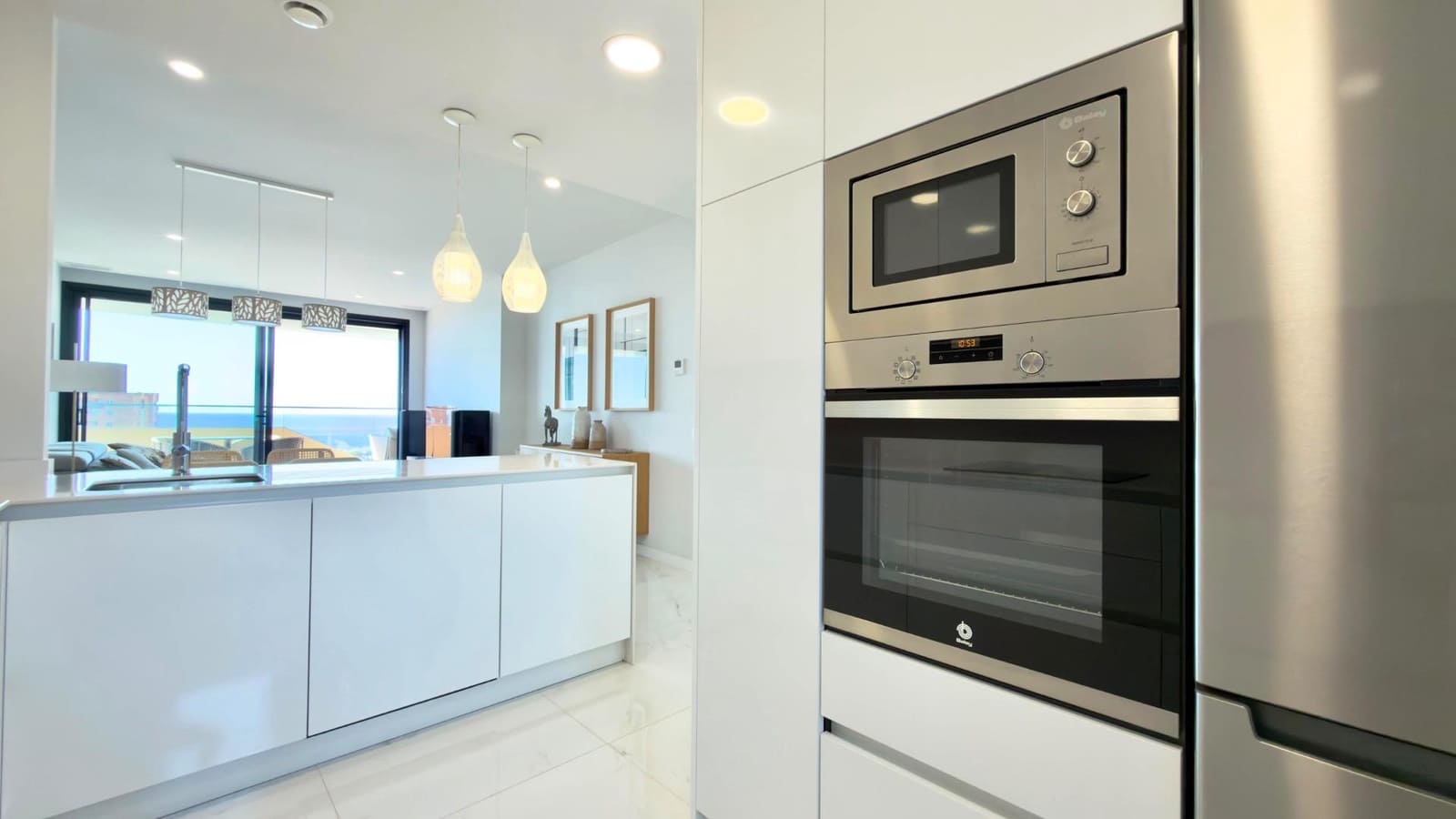 3 sypialnia Apartament na sprzedaż w Benidorm - 760 000 € (Ref: 9873661)