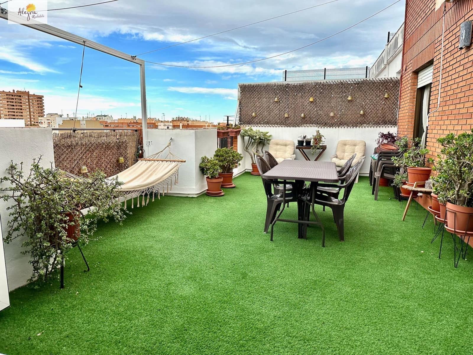 1 soveværelse Penthouse til salg i Benimamet - € 280.000 (Ref: 9876530)