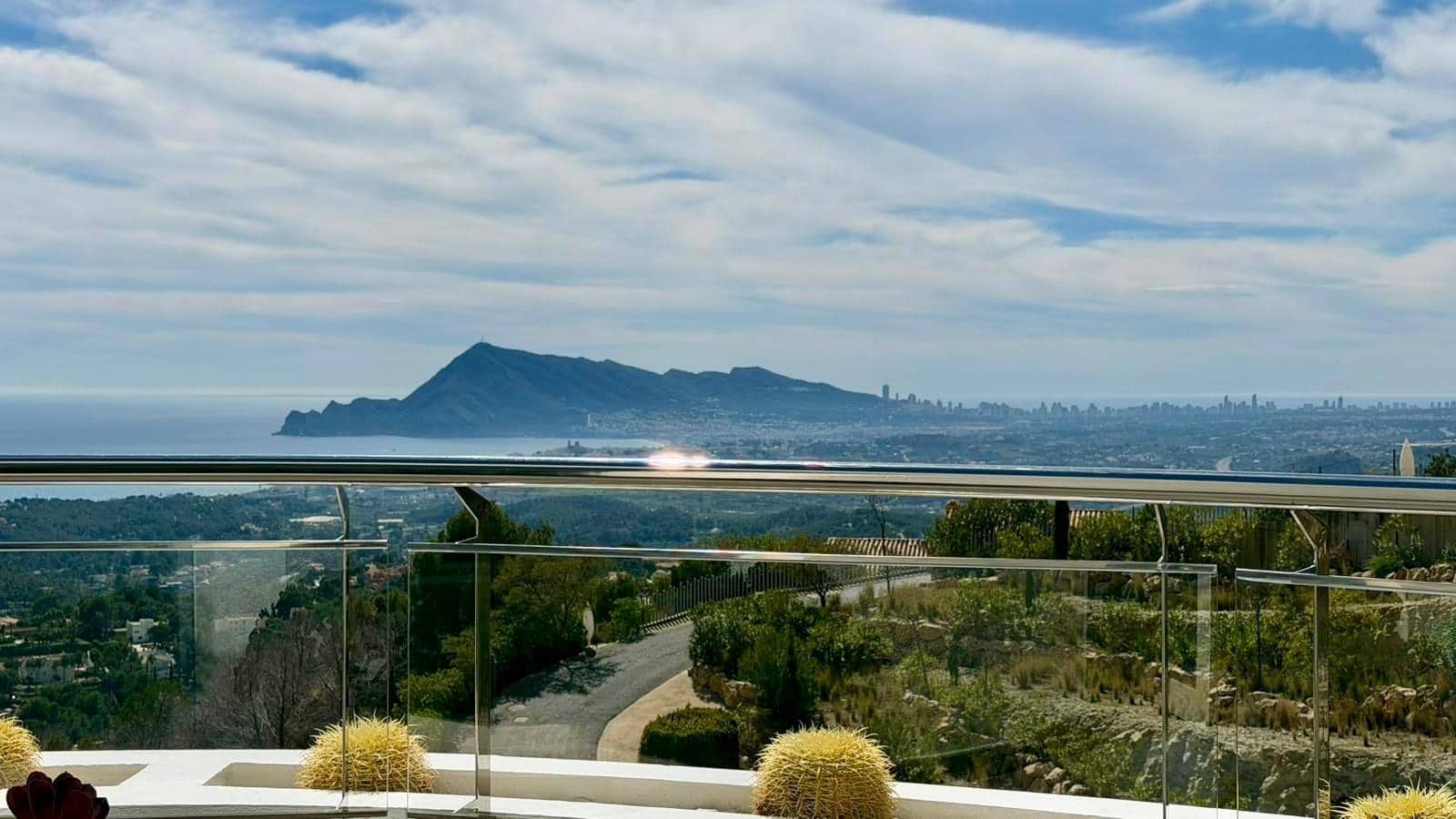 4 soveværelse Penthouse til salg i Altea med swimmingpool garage - € 849.000 (Ref: 9876533)