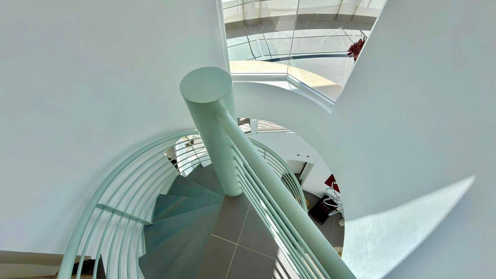 4 soveværelse Penthouse til salg i Altea med swimmingpool garage - € 849.000 (Ref: 9876533)