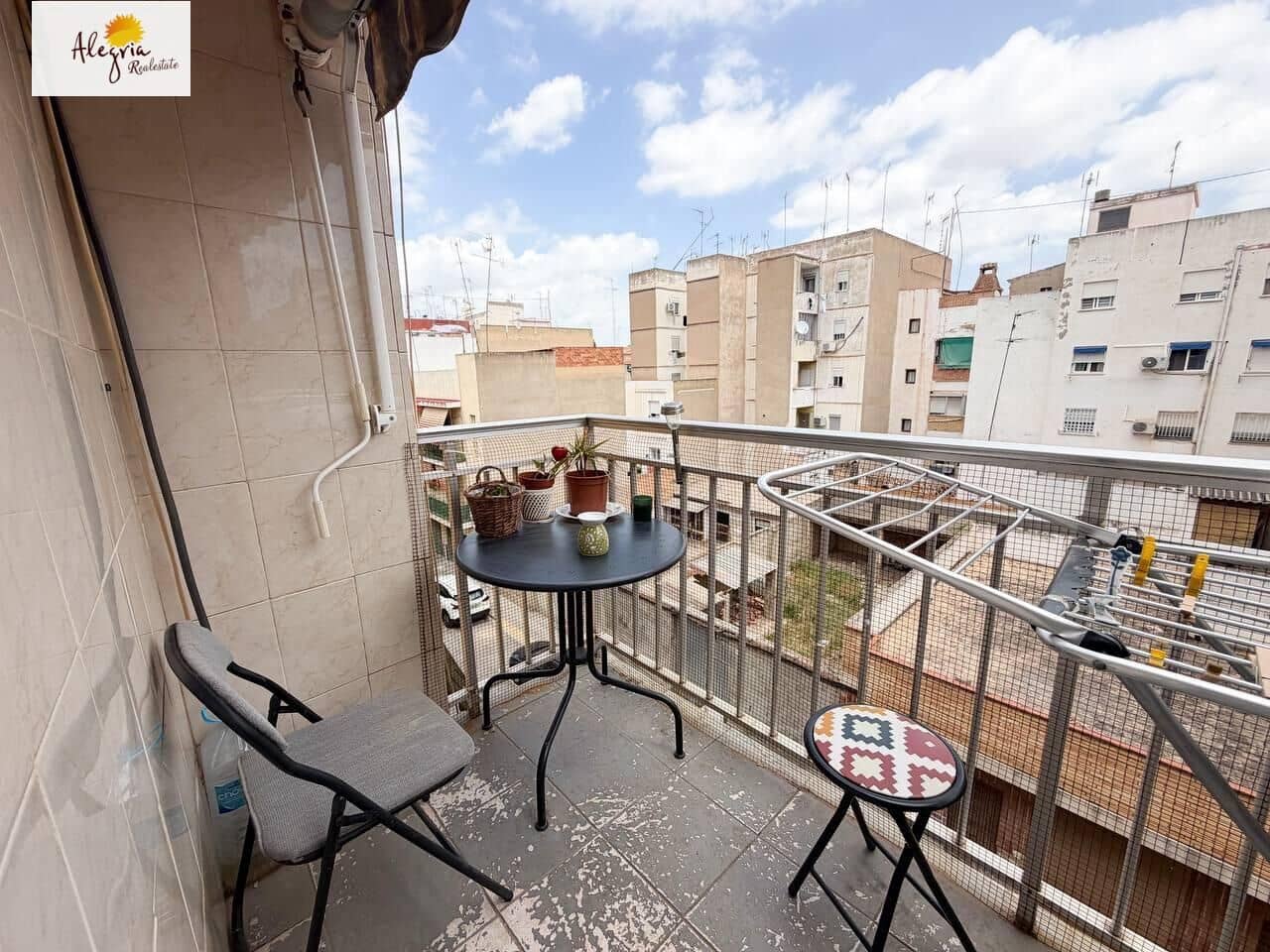 2 slaapkamer Appartement te koop in Manises - € 137.000 (Ref: 9878966)