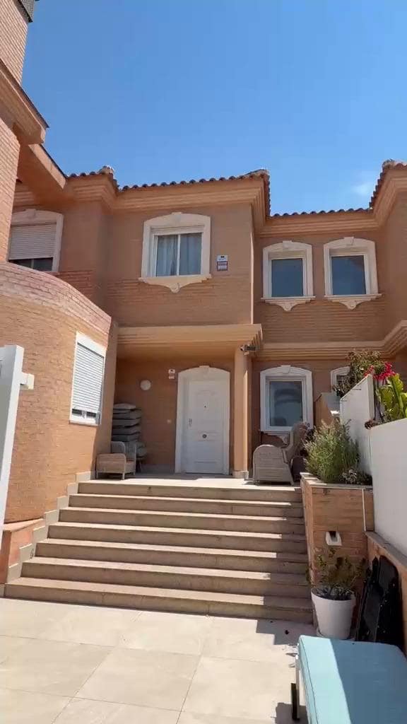 3 slaapkamer Rijtjeshuis te koop in San Juan de Alicante / Sant Joan d'Alacant met zwembad garage - € 620.000 (Ref: 9882009)