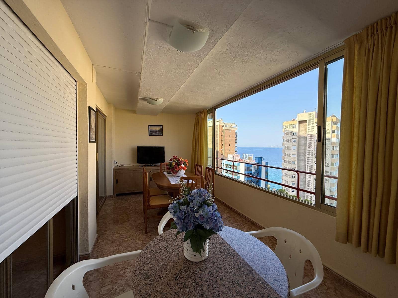 3 sypialnia Mieszkanie na sprzedaż w Benidorm z basenem - 375 000 € (Ref: 9882010)