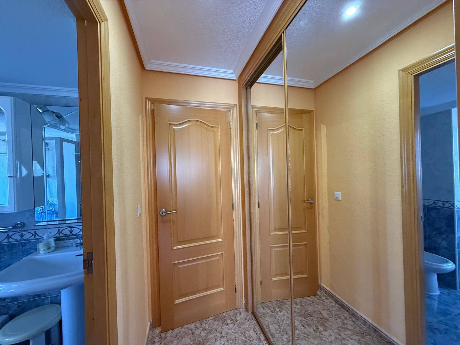 3 sypialnia Mieszkanie na sprzedaż w Benidorm z basenem - 375 000 € (Ref: 9882010)