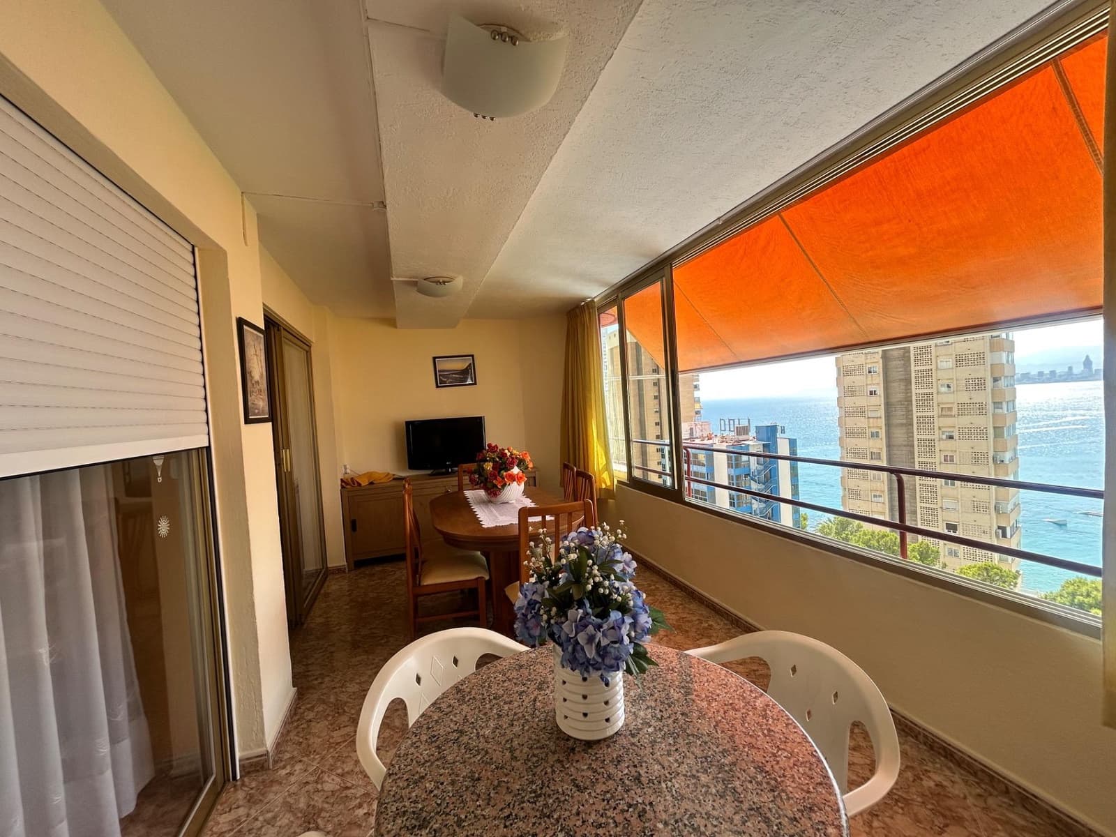 3 sypialnia Mieszkanie na sprzedaż w Benidorm z basenem - 375 000 € (Ref: 9882010)