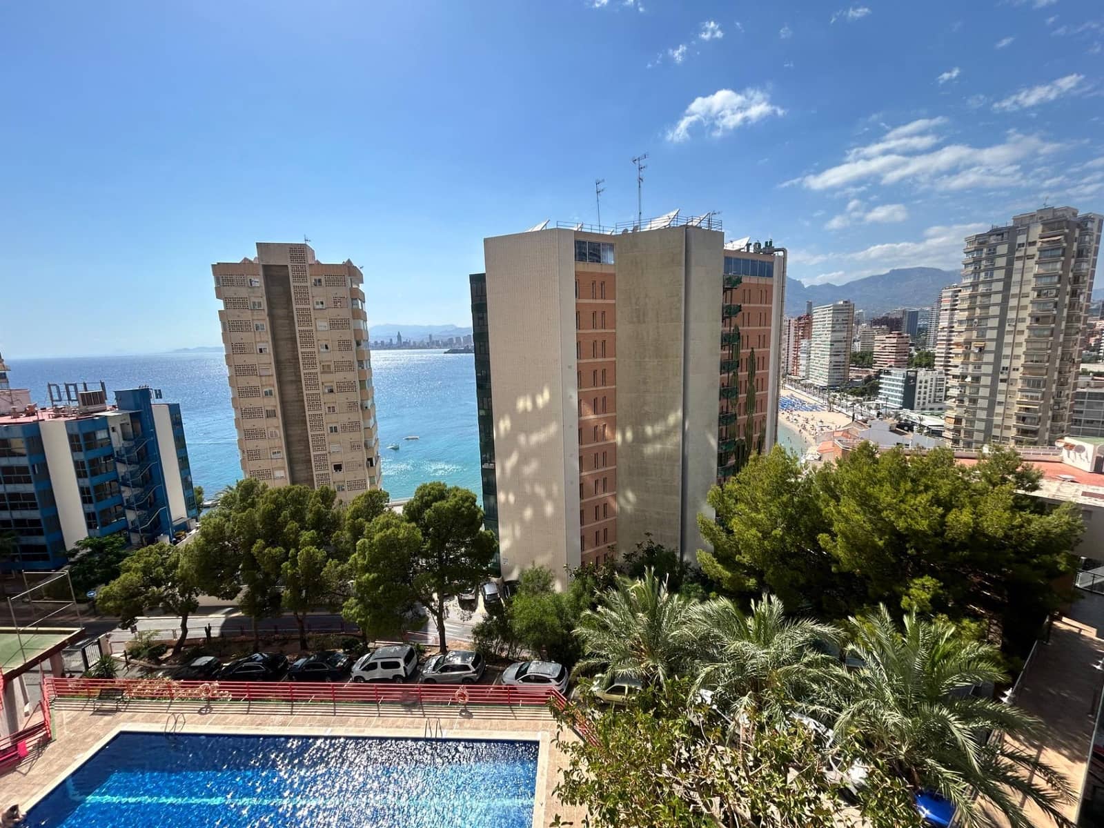 3 sypialnia Mieszkanie na sprzedaż w Benidorm z basenem - 375 000 € (Ref: 9882010)