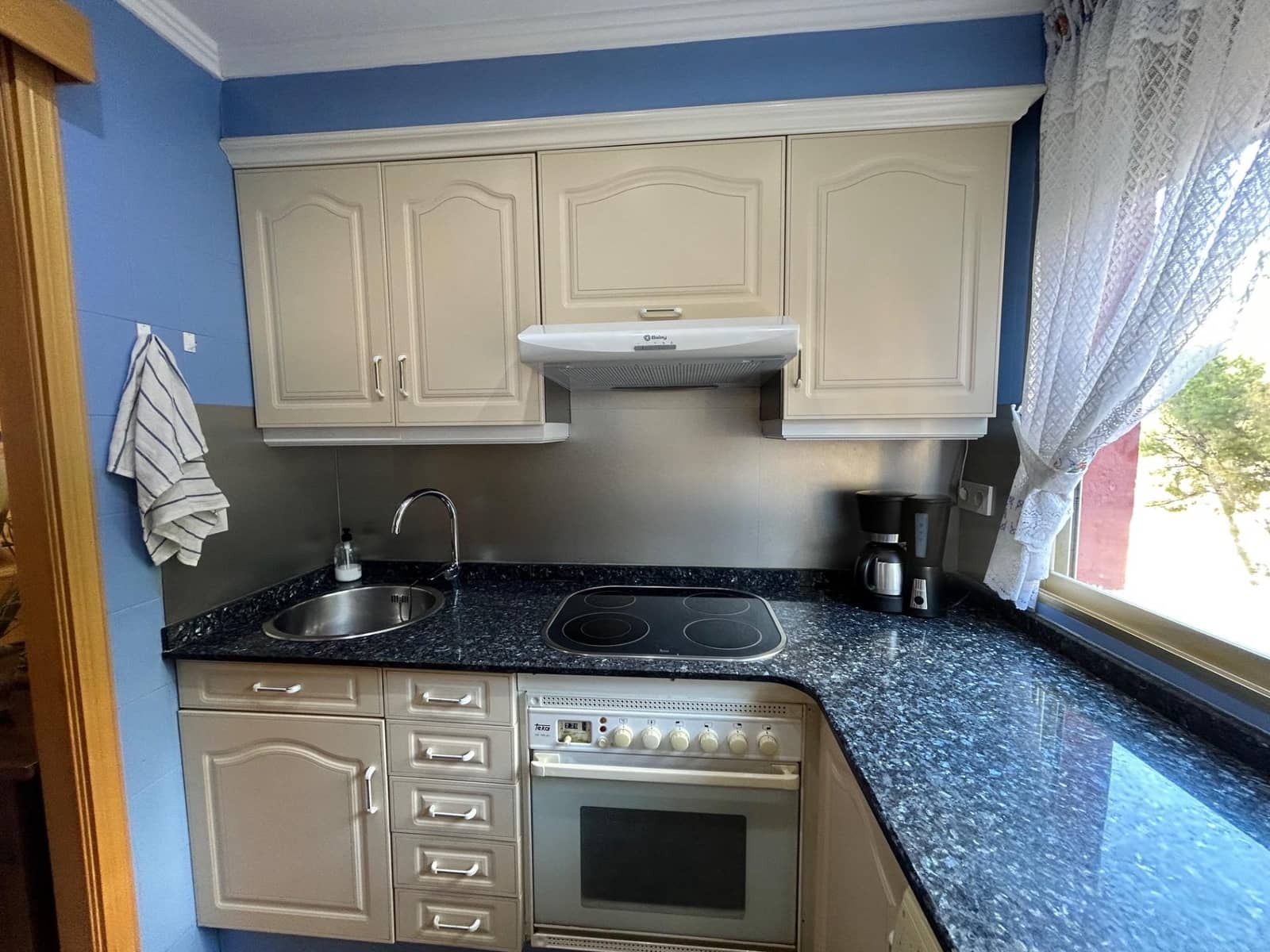 3 sypialnia Mieszkanie na sprzedaż w Benidorm z basenem - 375 000 € (Ref: 9882010)