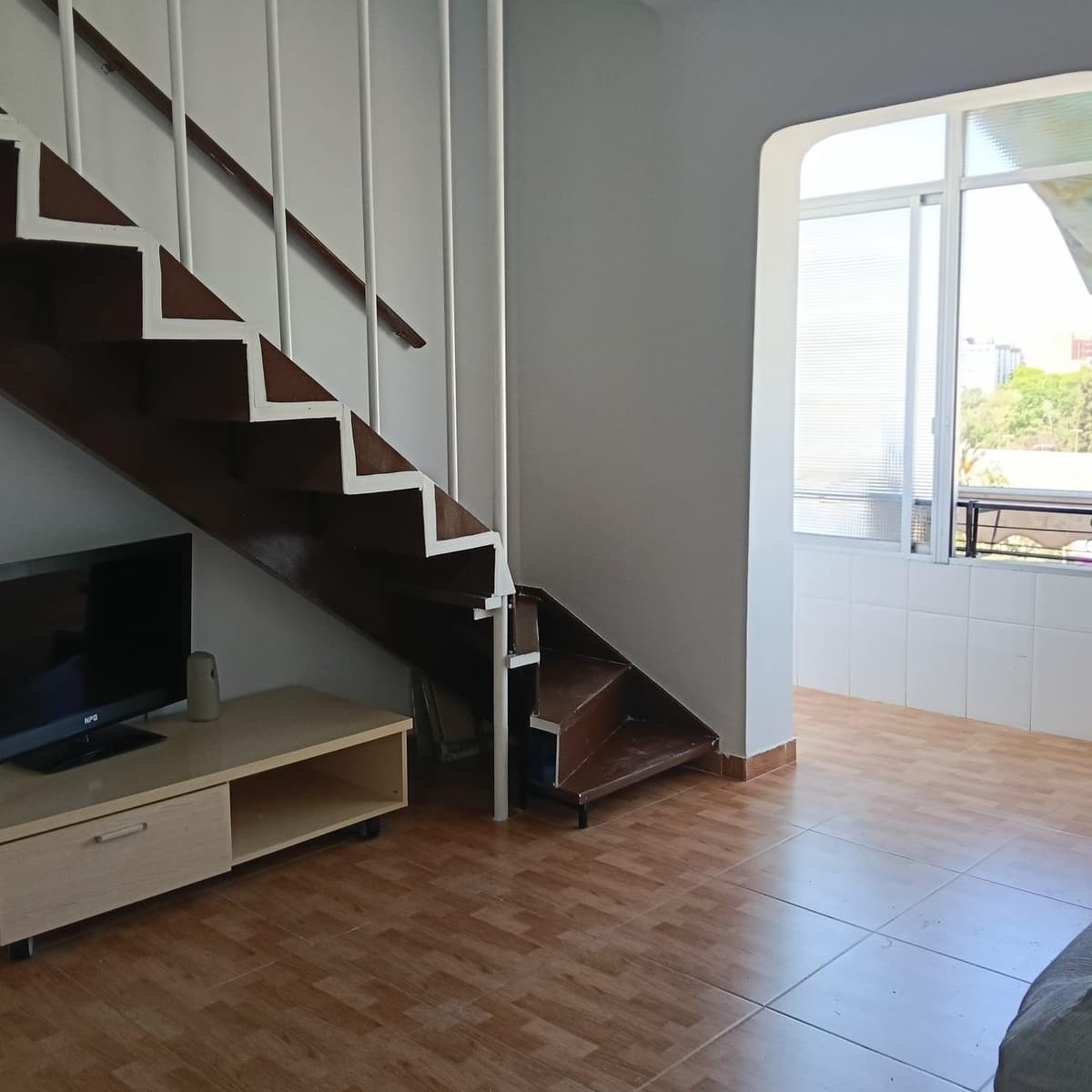 3 bedroom Flat for rent in Alicante / Alacant city - € 900 (Ref: 9884932)