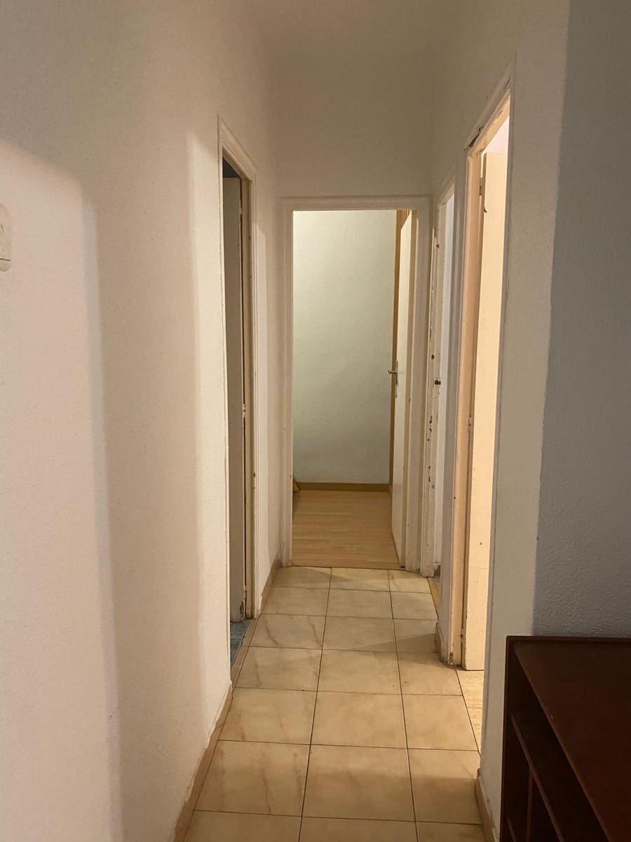3 soveværelse Lejlighed til salg i Alicante by - € 151.000 (Ref: 9884933)
