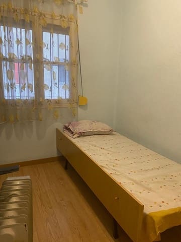 3 soveværelse Lejlighed til salg i Alipark, Alicante by - € 151.000 (Ref: 9884933)