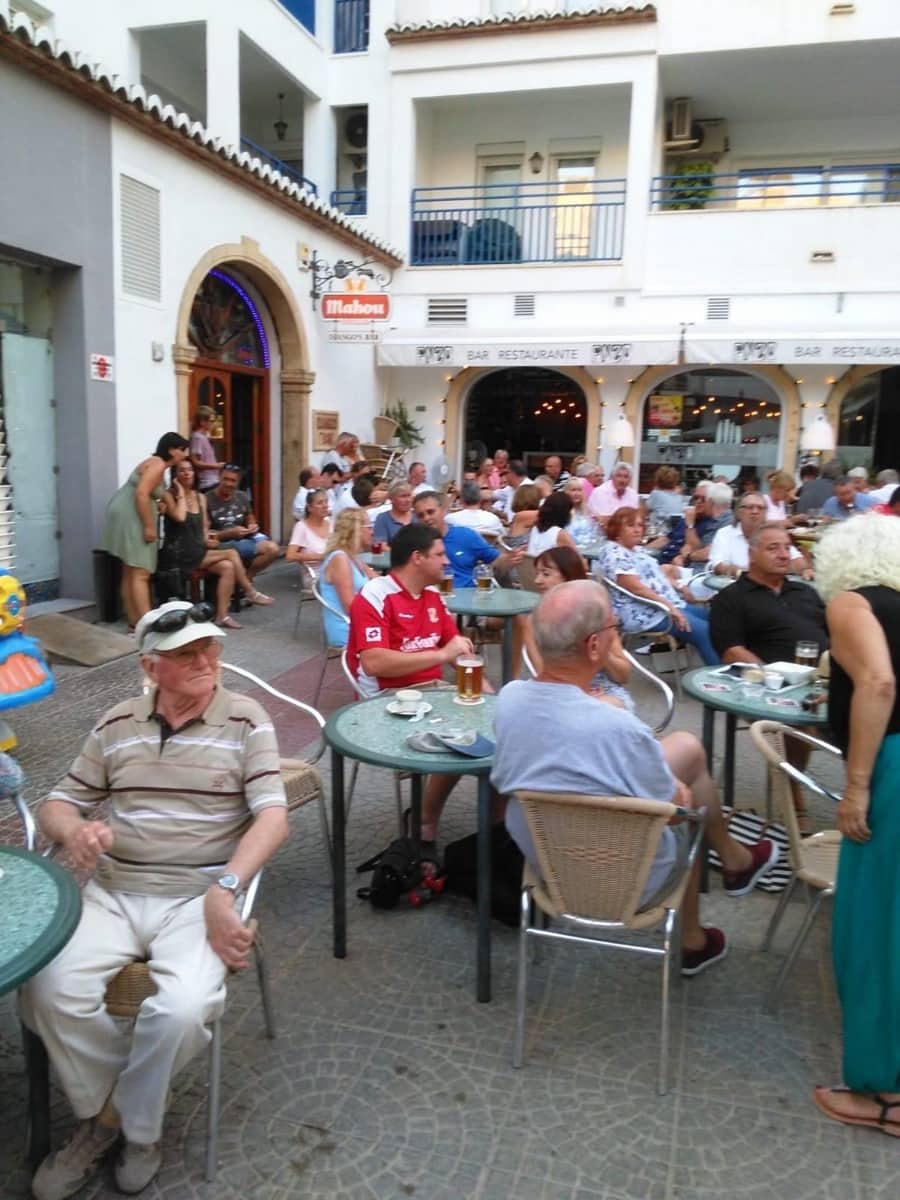 Kommersiell till salu i Moraira - 250 000 € (Ref: 9896437)