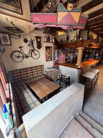 Kommersiell till salu i Moraira, Teulada-Moraira - 250 000 € (Ref: 9896437)