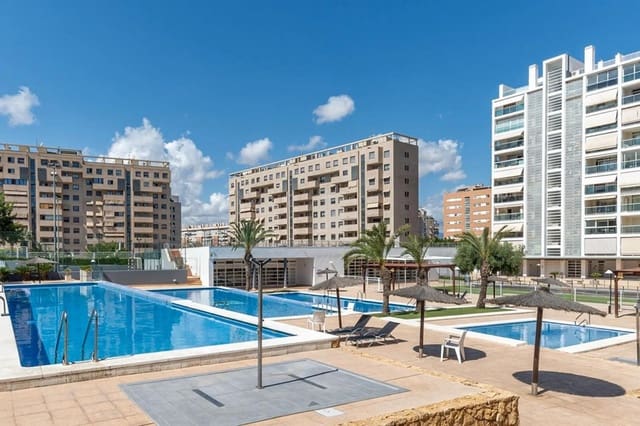 5 soverom Penthouse til salgs i Playa de San Juan, Alicante by med svømmebasseng garasje - € 990 000 (Ref: 9898909)
