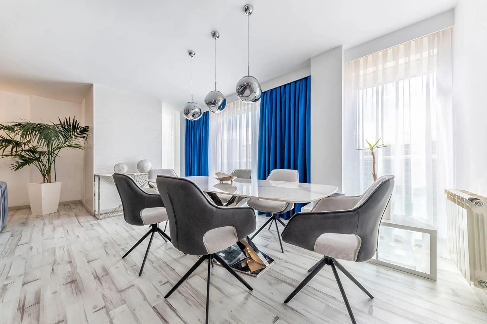 5 makuuhuone Kattohuoneisto myytävänä paikassa Playa de San Juan mukana uima-altaan 
autotalli - 990 000 € (Ref: 9898909)