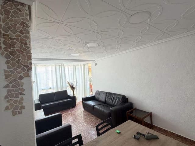 4 Zimmer Wohnung zu vermieten in Carolinas Altas, Alicante / Alacant Stadt - 1.200 € (Ref: 9898911)