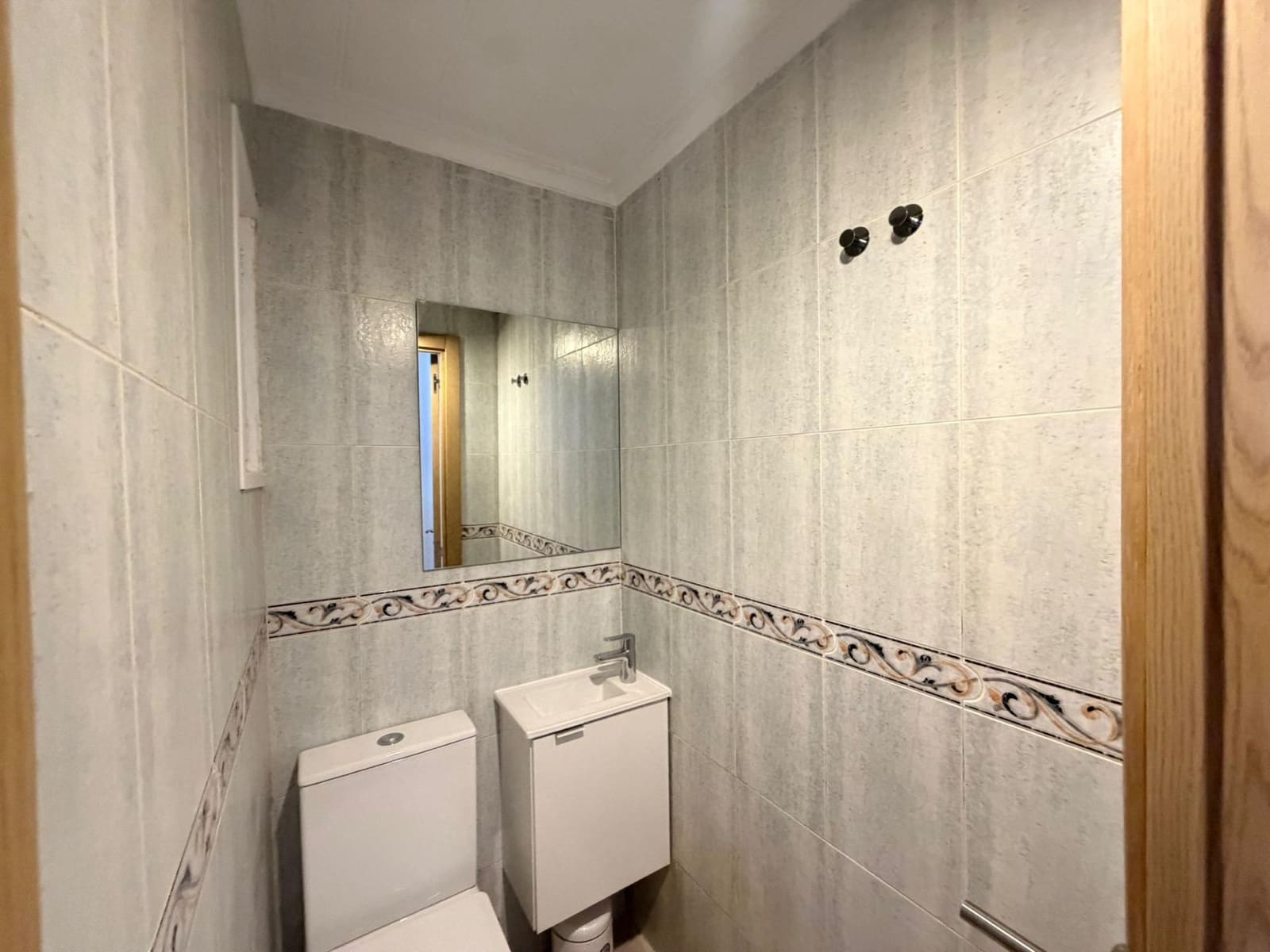 4 Zimmer Wohnung zu vermieten in Alicante / Alacant Stadt - 1.200 € (Ref: 9898911)