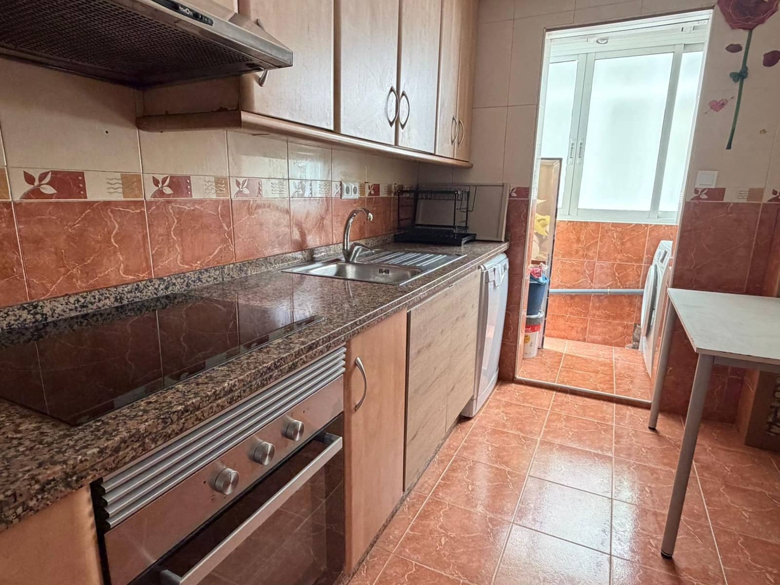 4 Zimmer Wohnung zu vermieten in Alicante / Alacant Stadt - 1.200 € (Ref: 9898911)