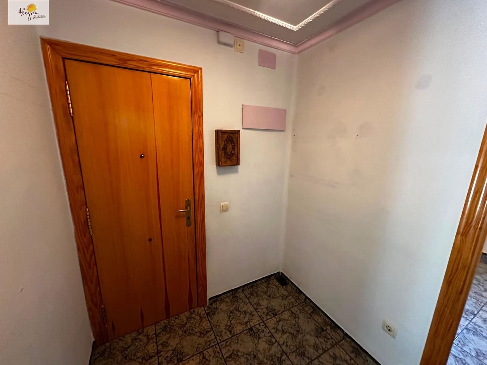 Apartamento de 3 habitaciones en Torrent en alquiler - 1.000 € (Ref: 9904075)