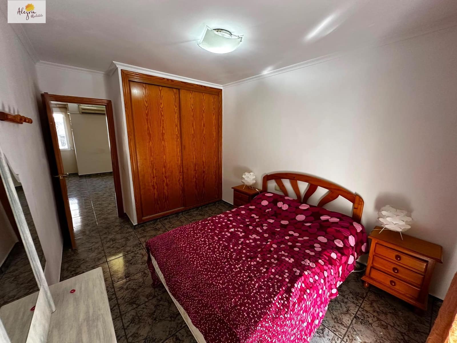 Apartamento de 3 habitaciones en Torrent en alquiler - 1.000 € (Ref: 9904075)