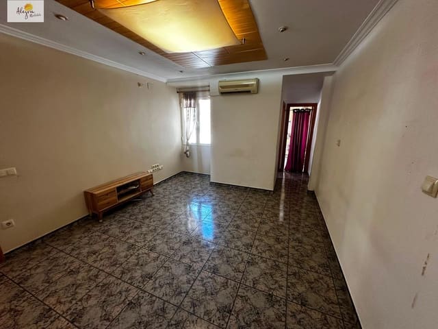 Apartamento de 3 habitaciones en Torrent en alquiler - 1.000 € (Ref: 9904075)