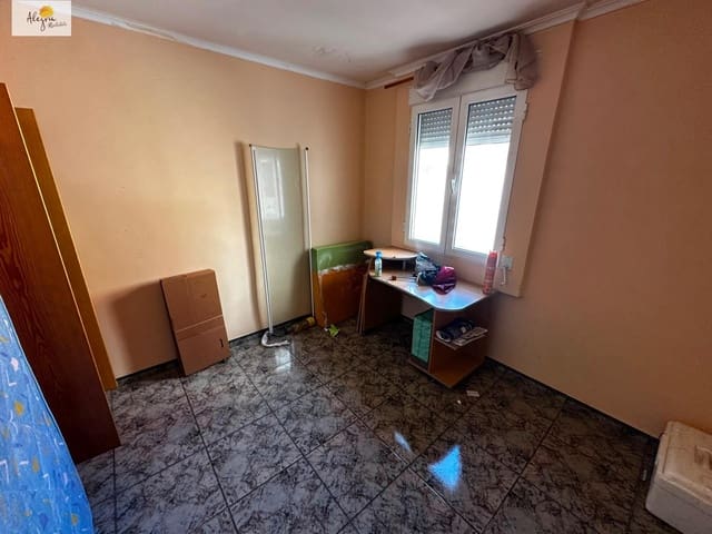 Apartamento de 3 habitaciones en Torrent en alquiler - 1.000 € (Ref: 9904075)