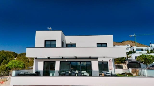 3 sypialnia Willa na sprzedaż w Finestrat z basenem garażem - 700 000 € (Ref: 9915942)