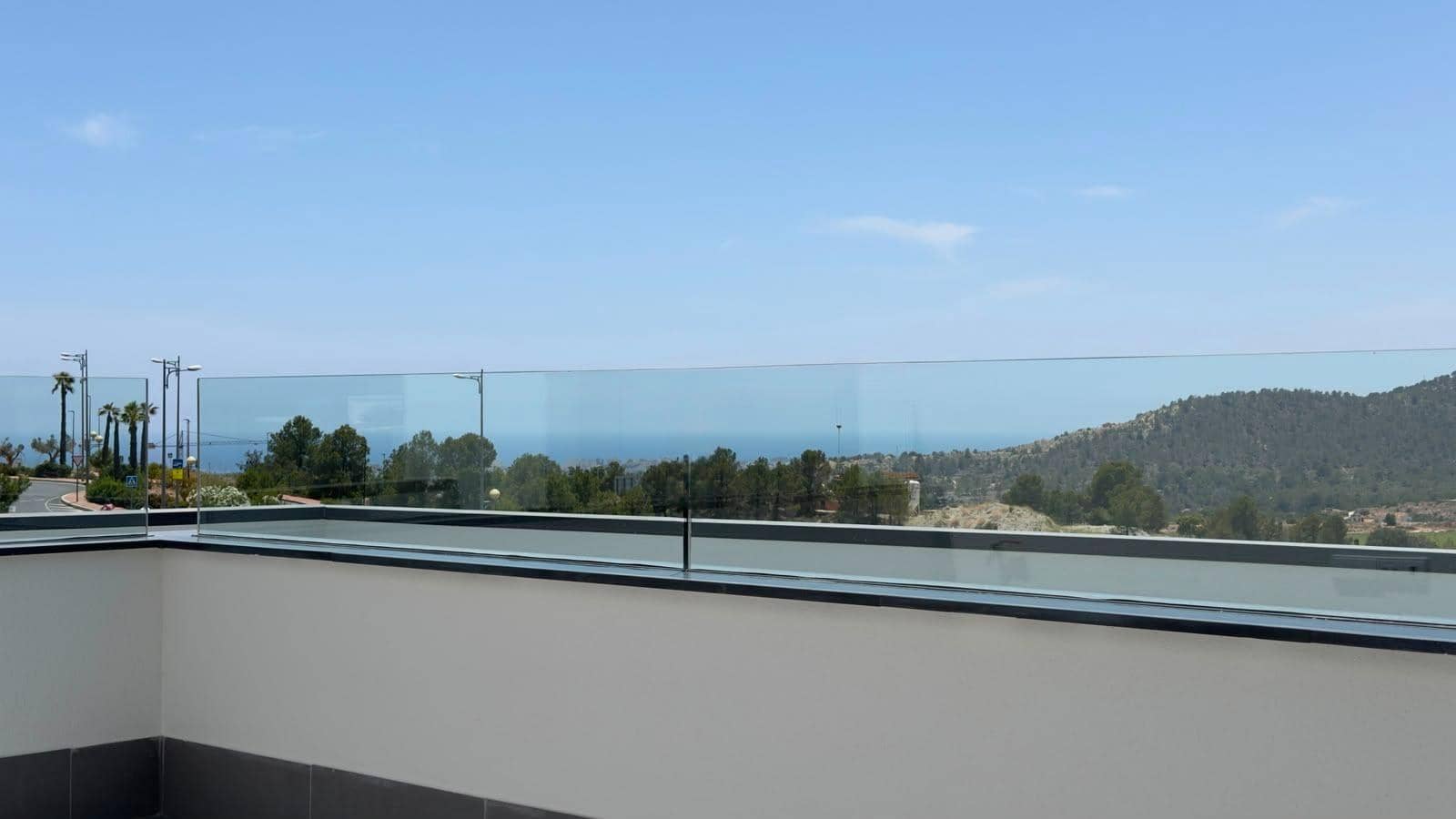 3 sypialnia Willa na sprzedaż w Finestrat z basenem garażem - 700 000 € (Ref: 9915942)