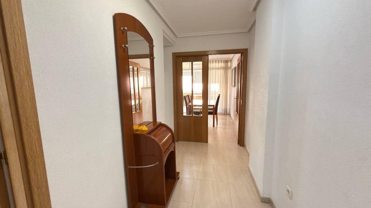 3 bedroom Flat for rent in Alicante / Alacant city with pool garage - € 1,350 (Ref: 9916971)