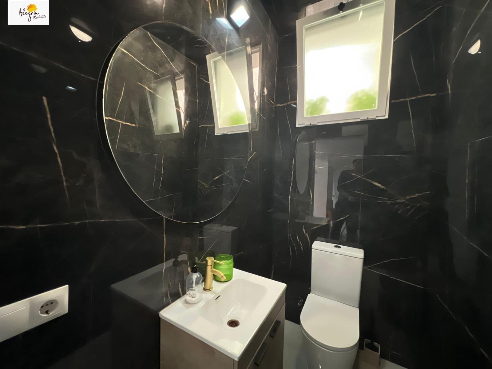 4 chambre Villa/Maison Mitoyenne à vendre à Puig - 480 000 € (Ref: 9920535)