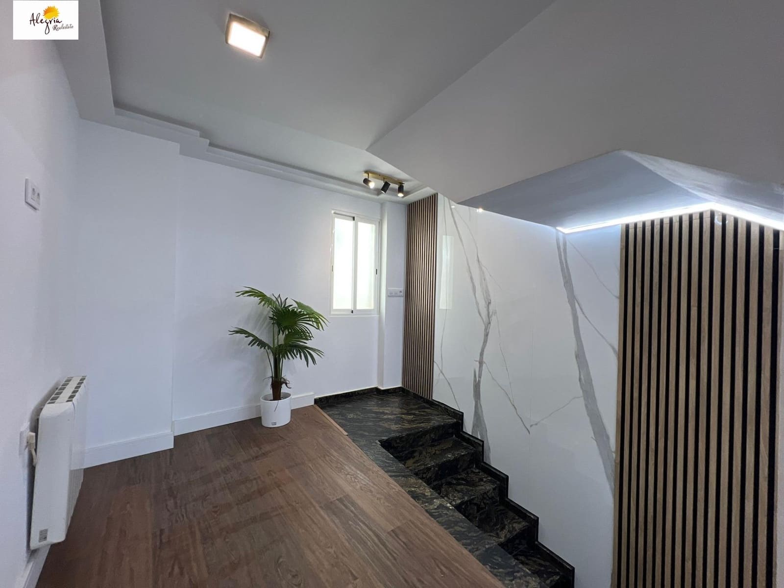 4 chambre Villa/Maison Mitoyenne à vendre à Puig - 480 000 € (Ref: 9920535)