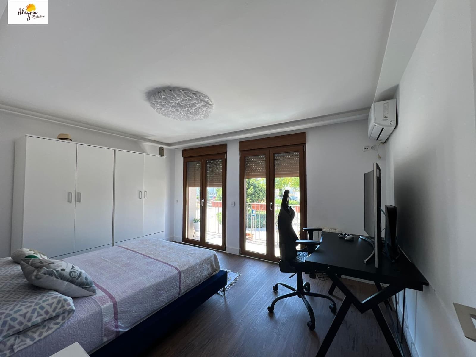 4 chambre Villa/Maison Mitoyenne à vendre à Puig - 480 000 € (Ref: 9920535)