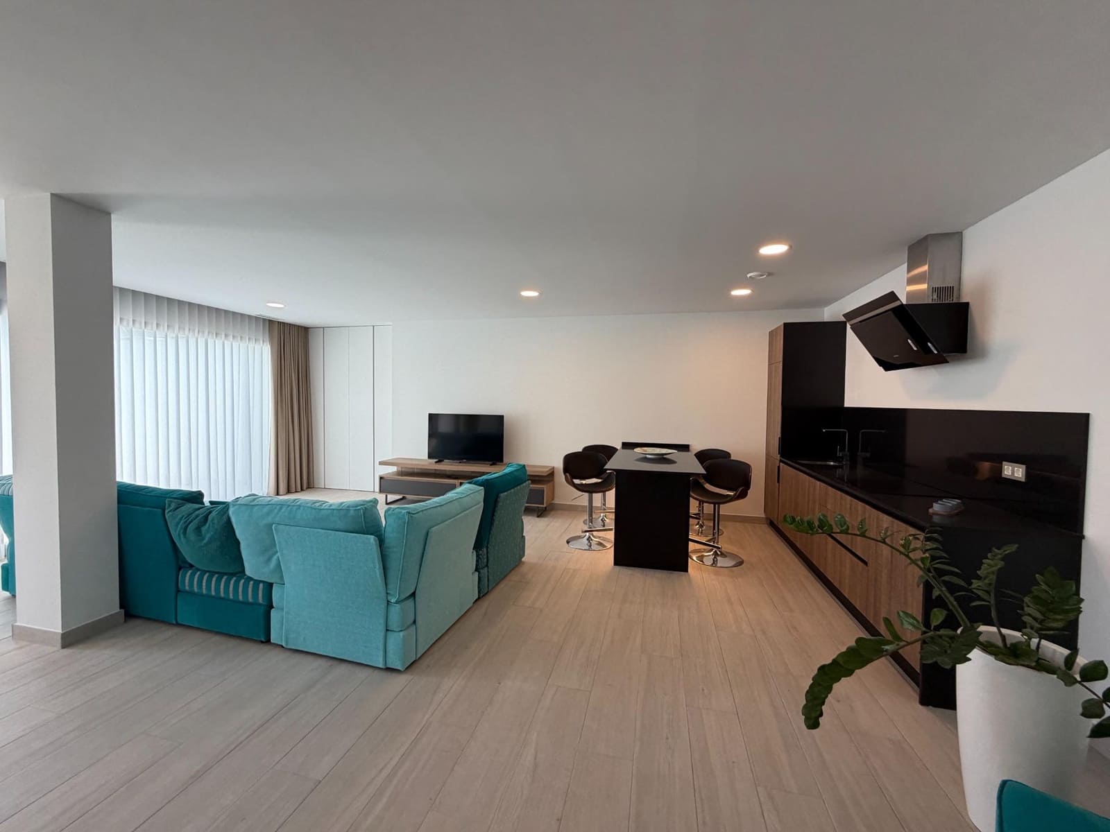 4 soverom Villa til salgs i Finestrat med svømmebasseng garasje - € 890 000 (Ref: 9920537)