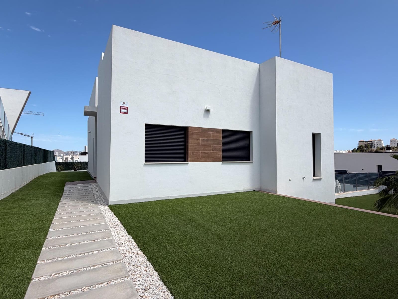 4 soverom Villa til salgs i Finestrat med svømmebasseng garasje - € 890 000 (Ref: 9920537)