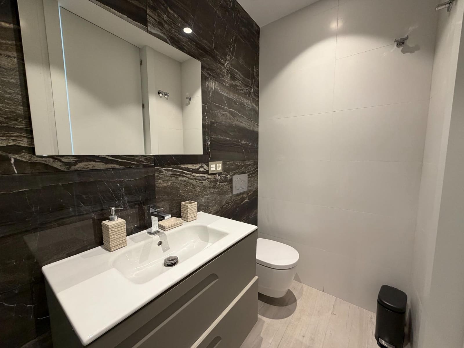 4 soverom Villa til salgs i Finestrat med svømmebasseng garasje - € 890 000 (Ref: 9920537)